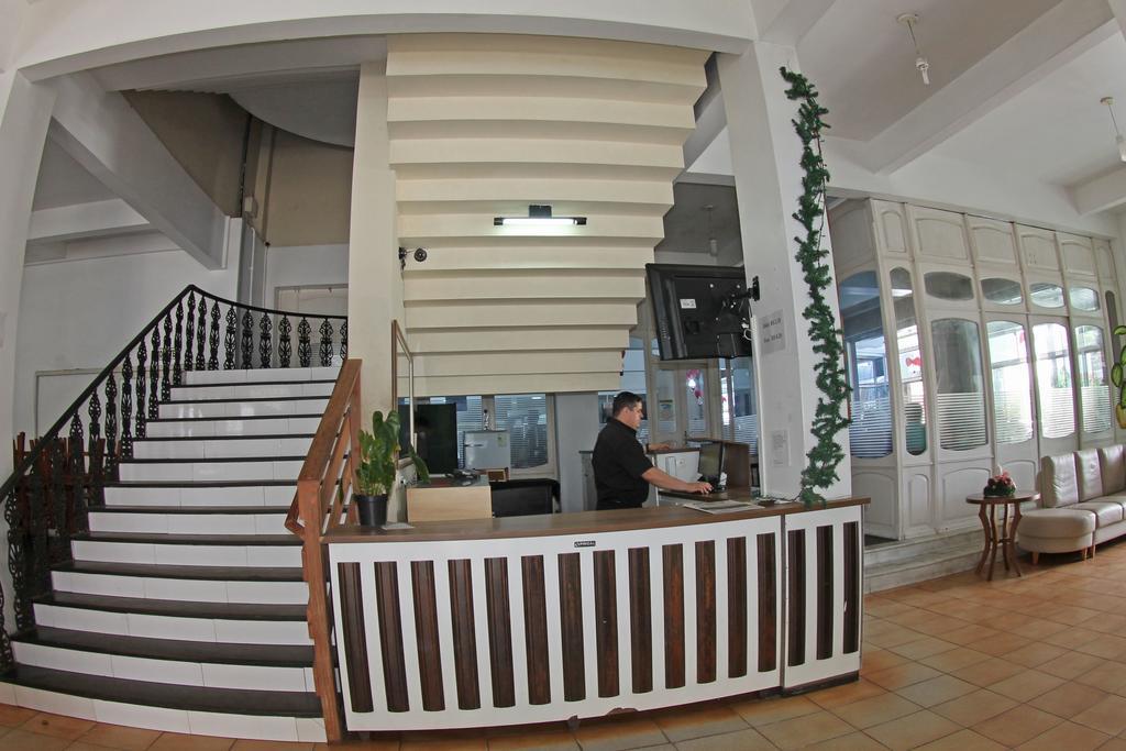 Atlantico Sul Hotel Laguna Exterior photo